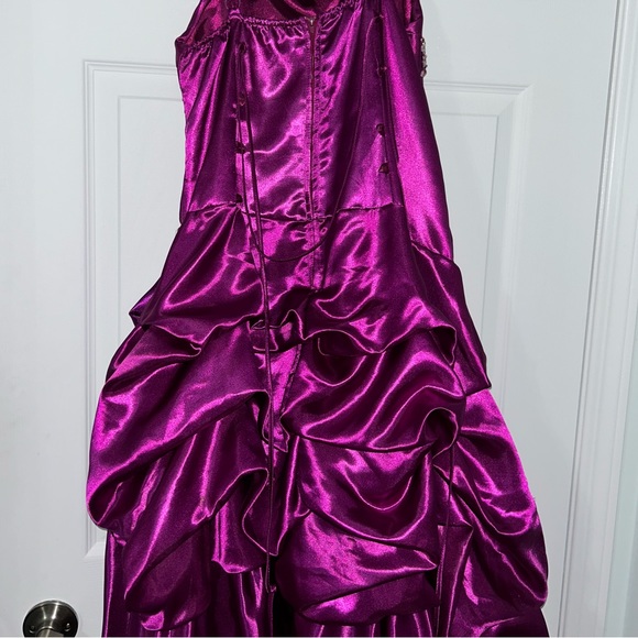 Brand new girl dress - Picture 4 of 4